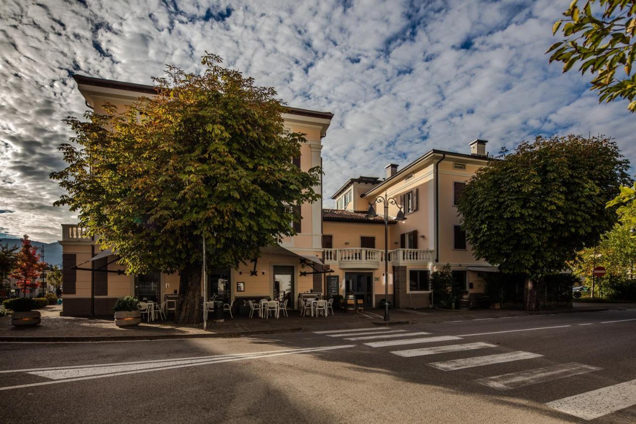 Albergo Caffe Centrale Mezzocorona Exterior photo